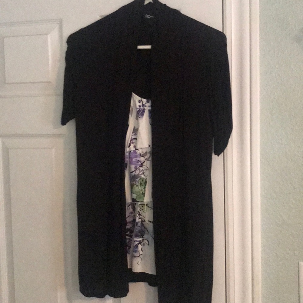One piece short sleeve shirt